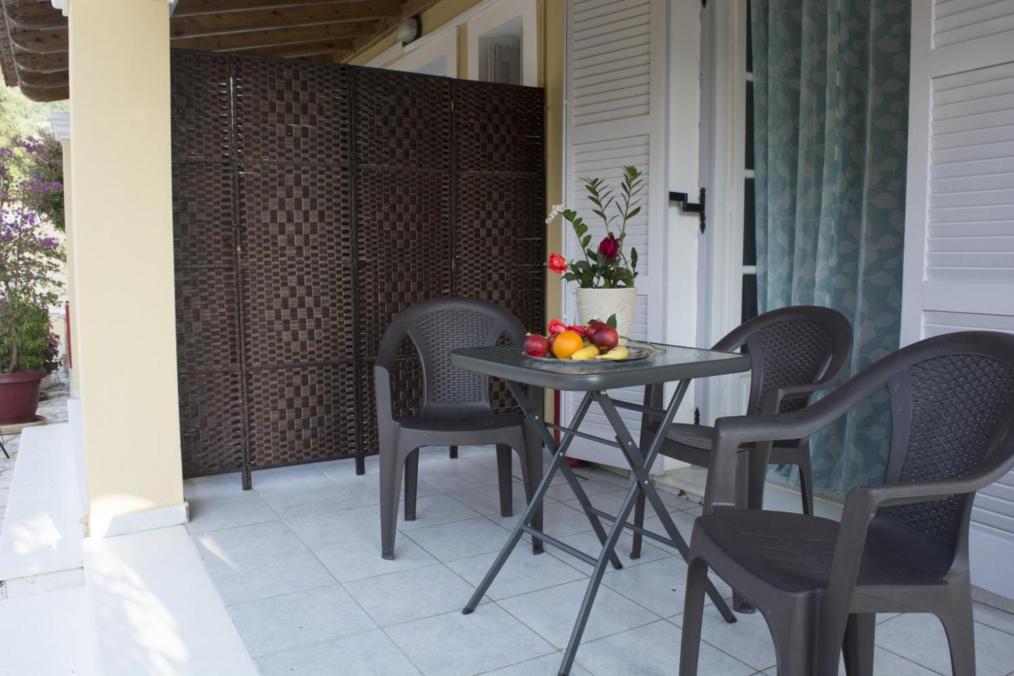 Marina Apartments, Agios Gordios  Luaran gambar