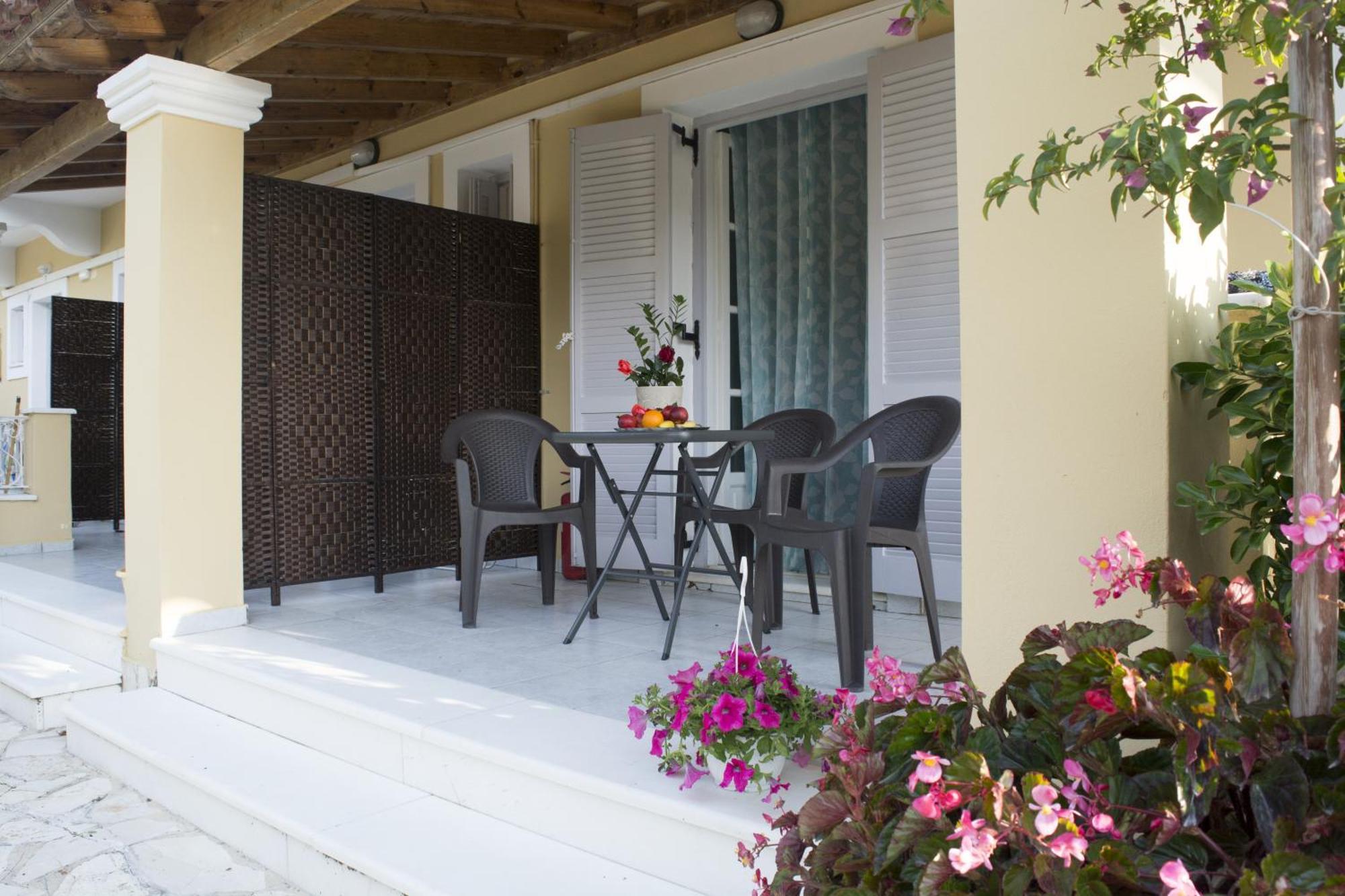 Marina Apartments, Agios Gordios  Luaran gambar