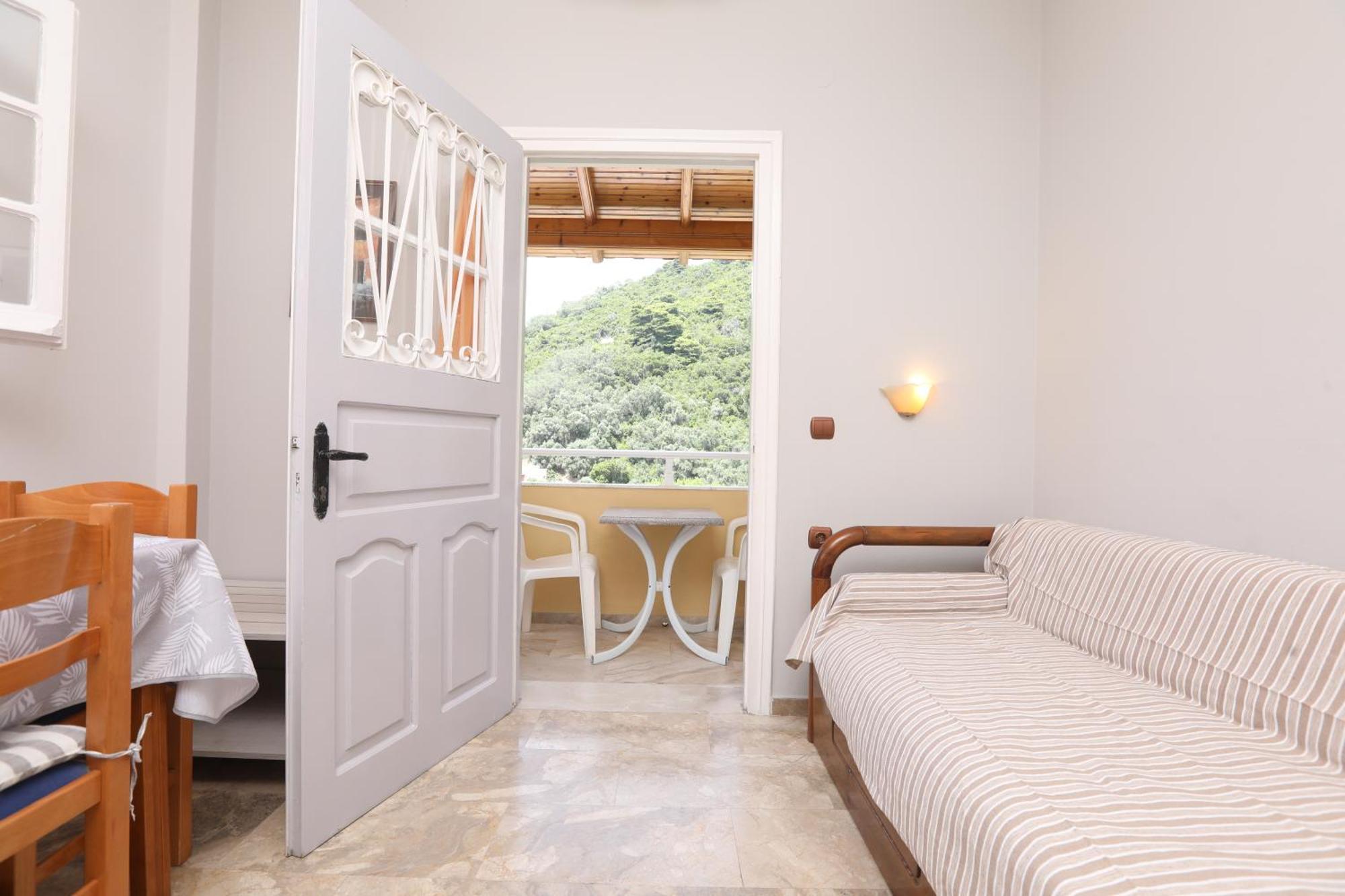 Marina Apartments, Agios Gordios  Luaran gambar