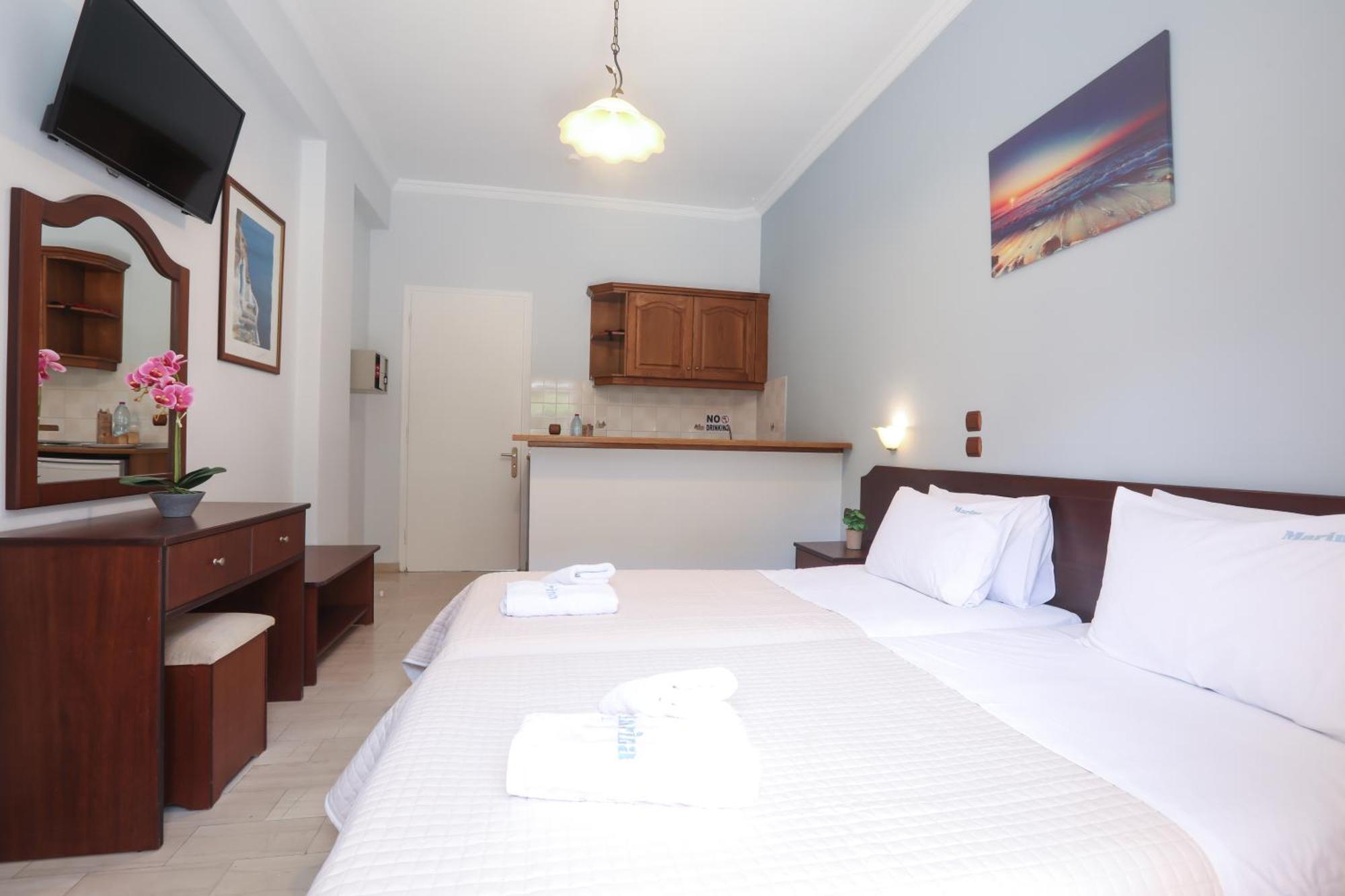 Marina Apartments, Agios Gordios  Luaran gambar
